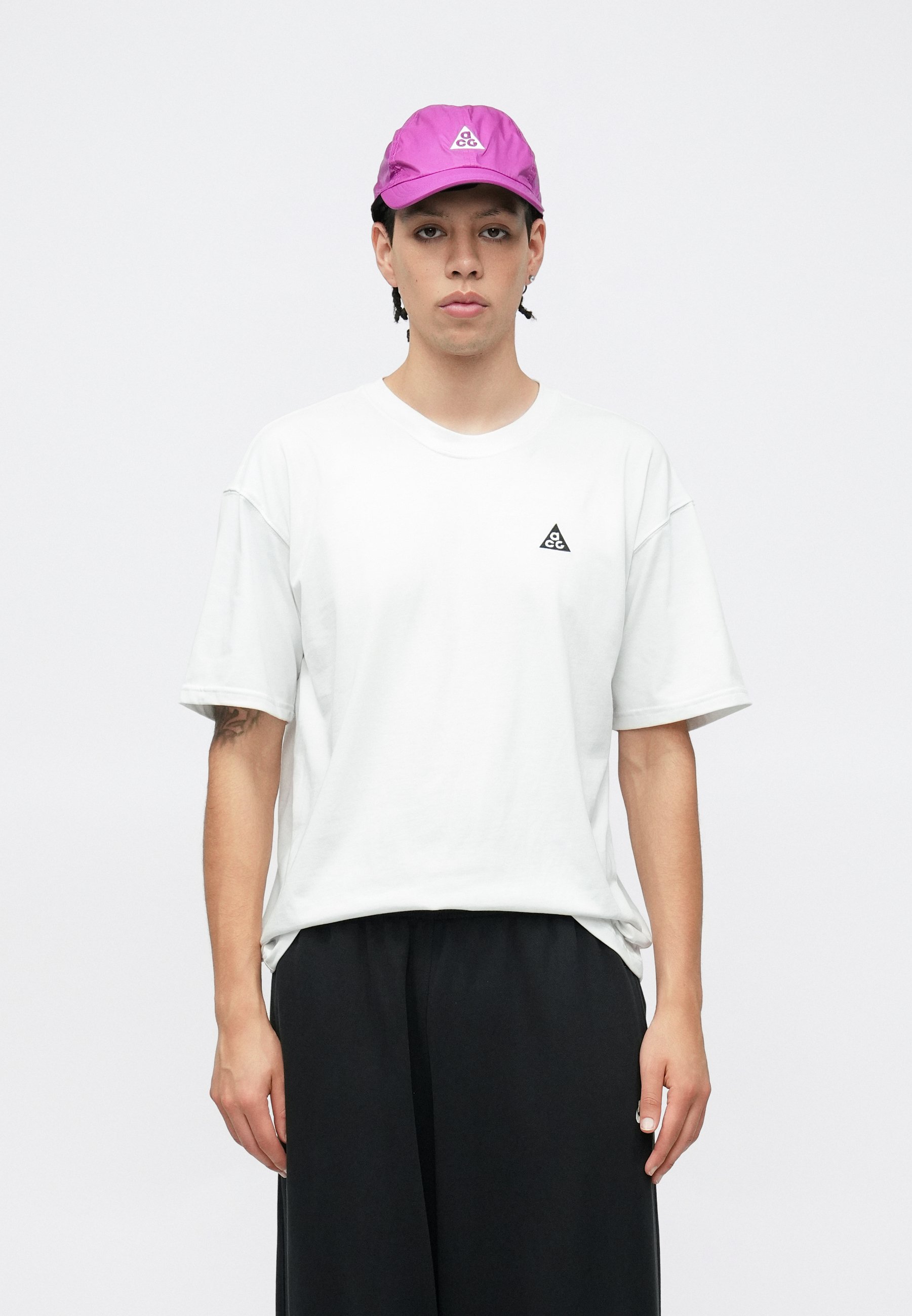 Nike ACG TEE - Print T-shirt - summit white/off-white - Zalando.ie