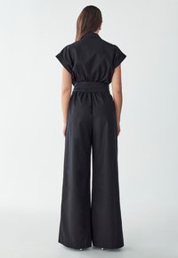 ST MRLO SUMMER  - Pajac - black