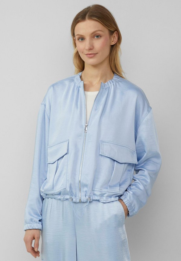 MIT AUFGESETZTEN TASCHEN UND ELASTISCHEM SAUM - Bomberjacke - hellblau