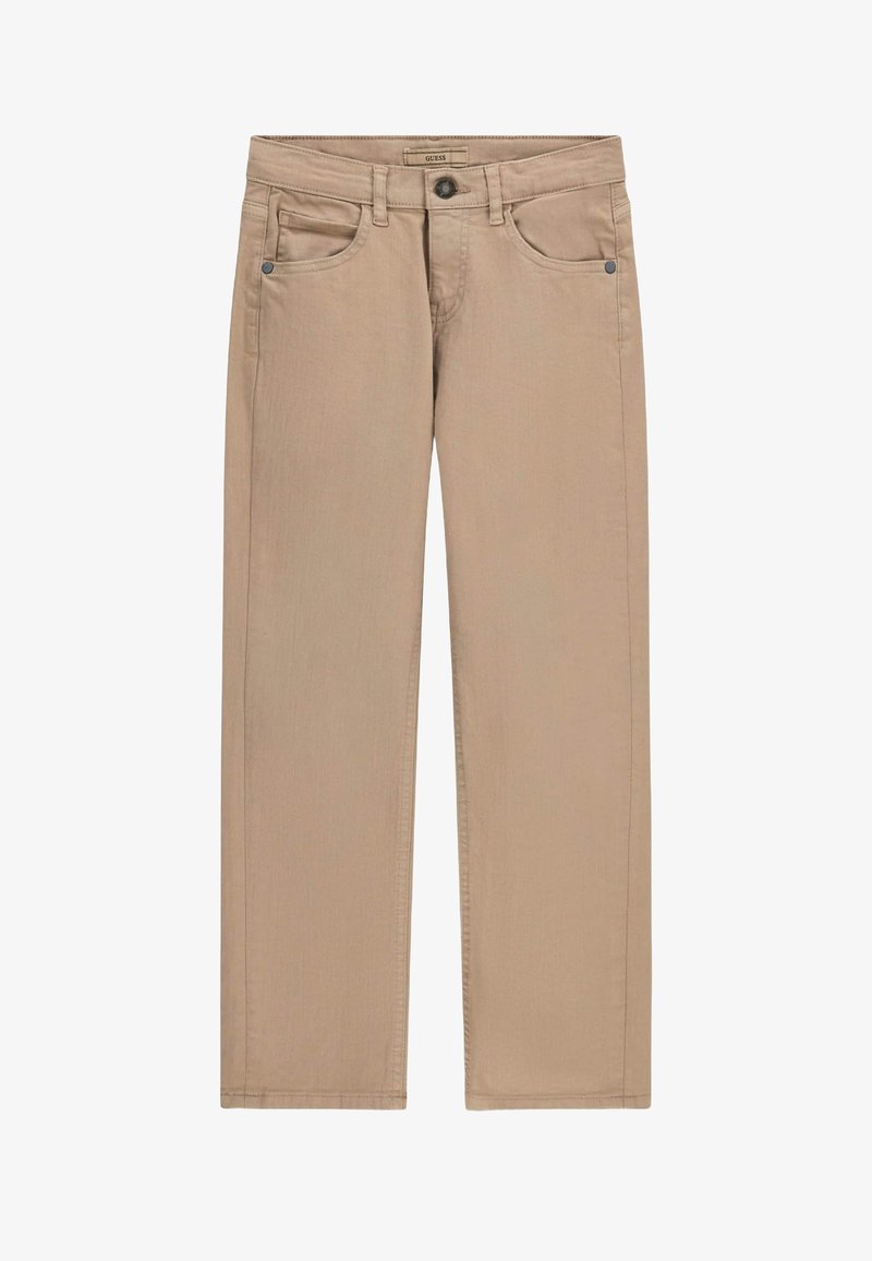 Beżowe dżinsy o prostych nogawkach z pięcioma kieszeniami, metalowym zapięciem na guzik oraz kontrastującym przeszyciem. Gładka faktura z minimalnymi detalami.