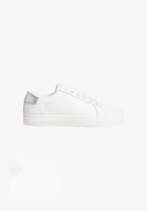 Calvin Klein Jeans, CHUNKY L LD VAR - Sneakers basse - white dim
