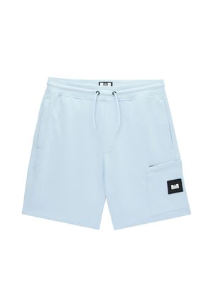 Hellblaue Freizeithose mit Kordelzugbund, Seitentaschen und einem rechteckigen schwarzen Aufnäher auf der rechten Beintasche.