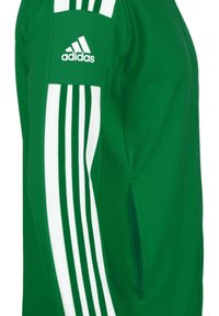 Groene polyester jas met wit adidas logo en drie strepen op de mouwen. Ontworpen met een standaard pasvorm en zijzakken.