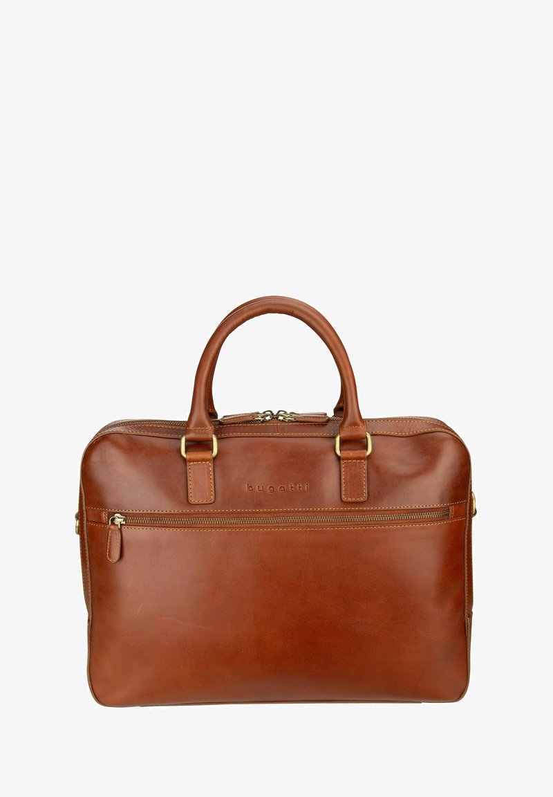 Bolsa para portátil de piel marrón con dos asas, herrajes en tono dorado, un bolsillo frontal con cremallera y un logotipo sutilmente grabado. Textura suave, diseño minimalista.