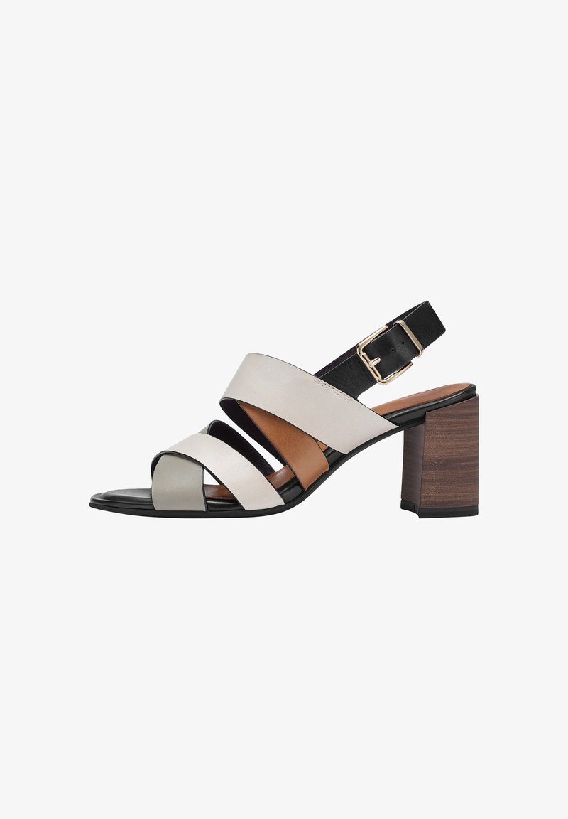 Sandali Tamaris SALDI: Acquista fino al −44 Sandali Tamaris SALDI: Acquista fino al −44