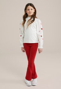 WE Fashion - FLARED - Kelnės - fire red Miniatiūros vaizdas 1