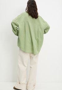 PULL&BEAR RUSTIC - Overhemdblouse - light green