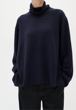 Sweter