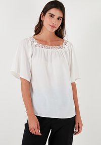 LELA REGULAR FIT - Pluus - ecru