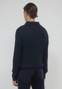 Calliope CON BOTTONI  - Maglione - blu