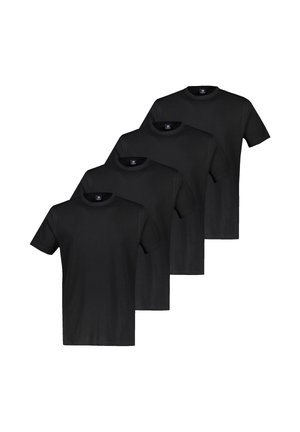 Fire ensfarvede sorte T-shirts med korte ærmer og rund hals, arrangeret side om side i en forskudt formation på en hvid baggrund.