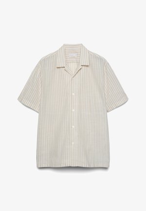 Chemise à manches courtes avec boutons, rayures verticales crème et beige, et col campagnard, présentée sur un fond blanc.