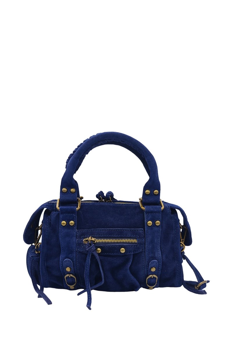 Sac à main en daim bleu marine avec quincaillerie dorée, poche zippée à l'avant, doubles poignées supérieures et sangles réglables. Surface texturée avec surpiqûres décoratives.