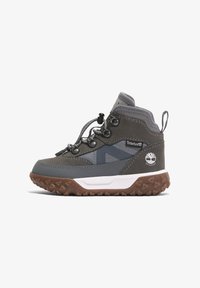Unselected, medium grey nubuck