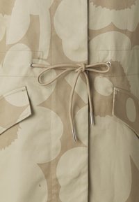 Marimekko KERTA UNIKKO - Parka - greyish green/beige