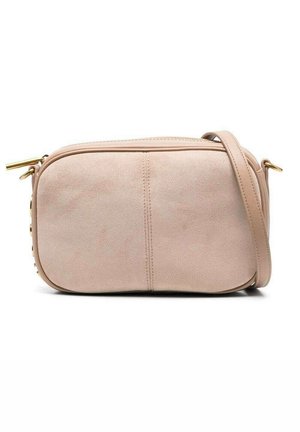 Bolso cruzado rectangular de ante rosa pálido con cierre de cremallera, forma plana y correa ajustable. Detalles en tono dorado.