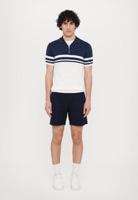 Ron Dorff Piké - deep ocean