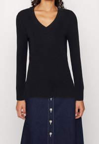 GAP Neule - black