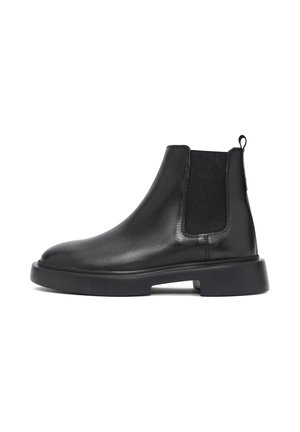 CHELSEA - Korte laarzen - black