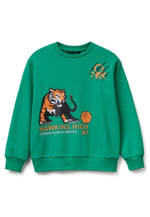 Grüner Sweatshirt mit Grafik eines Tigers, eines Basketballs, Kratzspuren und dem Text "Hawkins High #1 Stranger Colors of Benetton."