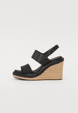 High heeled sandals - black