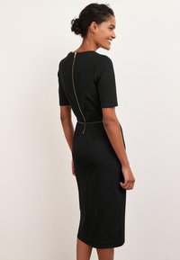 Next TAILORED PONTE MIDI DRESS - Kotelomekko - black