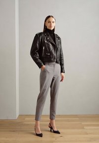 b.young BYDanta - Chino hlače - light grey melange