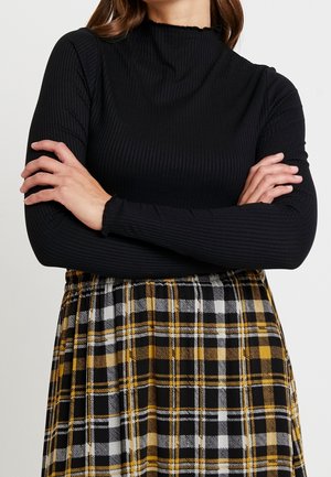 Langarmshirt - black