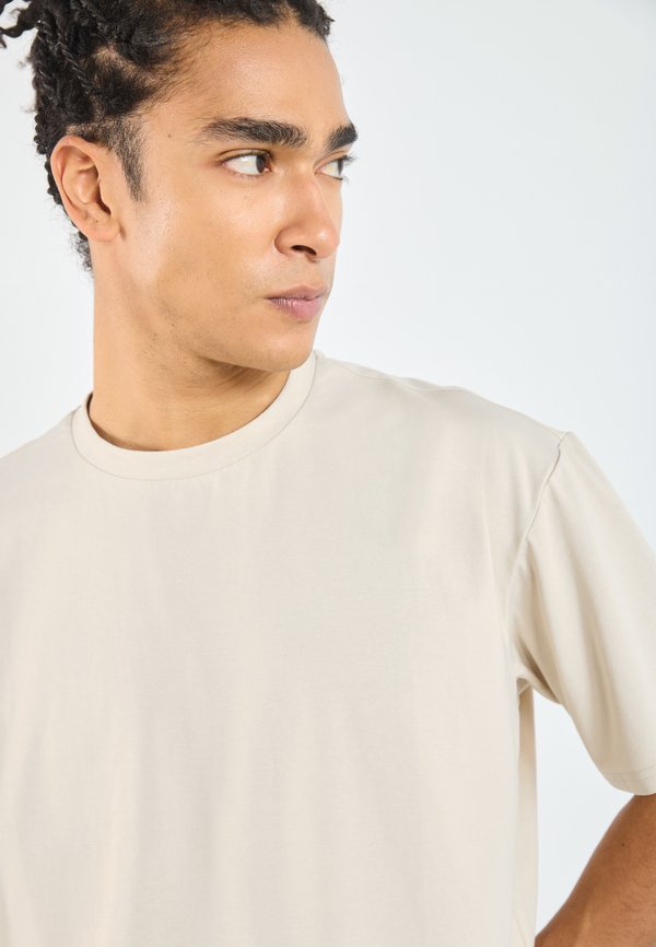 UNISEX BASIC BOXY CROPPED T SHIRT - Basic T-shirt - oatmeal2