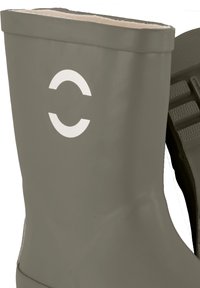 Grå gummistøvle med glat finish, forsynet med en hvid logo og et tekstilfor. Inkluderer en robust rilleret sål for godt greb.