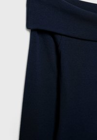 Stradivarius OFF-THE-SHOULDER  - Långärmad tröja - dark blue