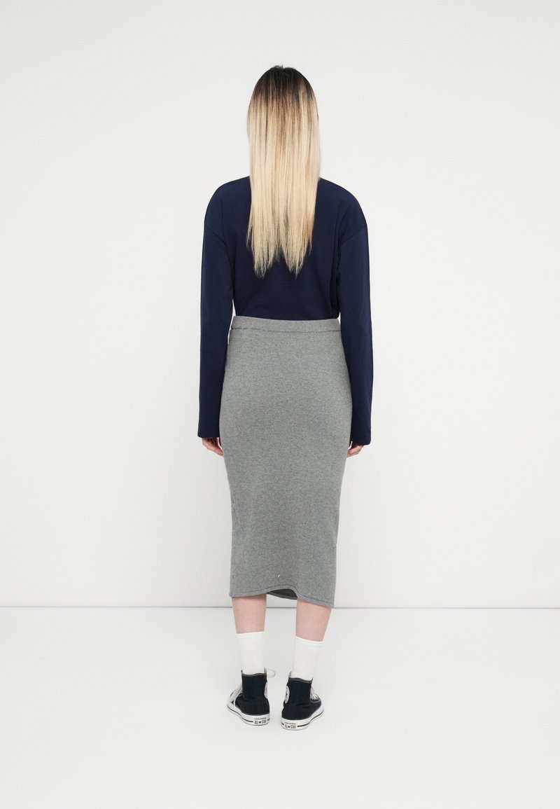 GAP MIDI CASHSOFT LITE SKIRT - Pouzdrová sukně - charcoal grey