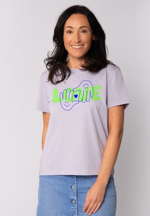 Lilac cotton t-shirt with short sleeves featuring green and blue graphic of hands and the word "LOVE" across the chest.