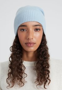 Style Republic KASCH-MIR BEANIE - SPORTS - Bonnet - pastel blue melange