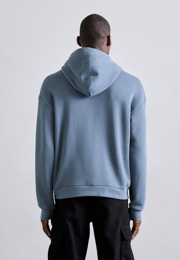 Sweatshirt - stormy weather3