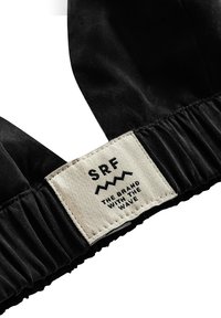 Surf Inc. - Biustonosz z trójkątną miseczką