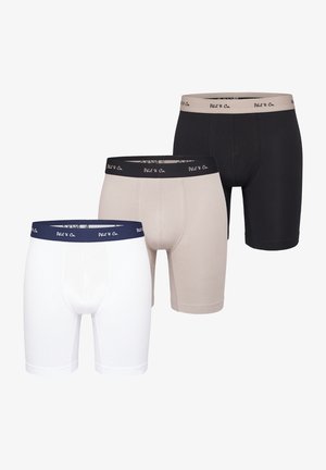 Hvide boxershorts lavet af blødt stof med en marineblå elastik i taljen, der har en tætsiddende pasform og dækker midt på låret. Ingen mønstre eller udsmykninger er til stede.