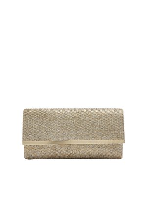 Beżowa pleciona prostokątna kopertówka z poziomym złotym metalicznym akcentem na przedniej klapie.
