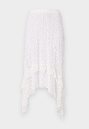 Jupe blanche en dentelle avec un motif floral texturé, ourlet asymétrique, et accents froncés en bas, dotée d'une taille élastique.