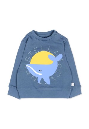 Niebieska bluza dla małego dziecka z długim rękawem, z uśmiechniętym niebieskim wielorybem i żółtym słońcem na przodzie, z zatrzaskami na ramieniu.
