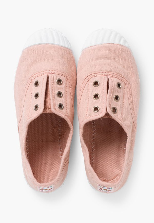 Sneaker low – maquillaje