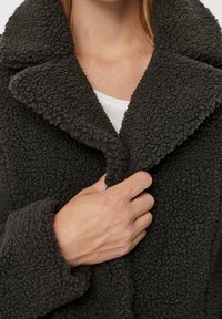 Vero Moda Abrigo de invierno - dark green