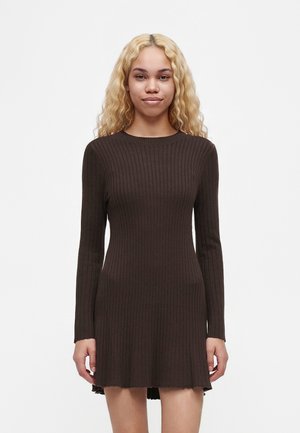 ONLY, ONLMICHELLA O NECK DRESS - Strikkjoler - chocolate torte