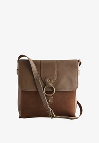 Atlasīts, tan brown