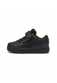 Baskets en cuir noir à profil bas, dotées d'une sangle velcro, d'un panneau latéral texturé et de rayures multicolores en rouge et bleu.