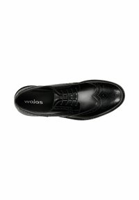 Černá kožená společenská bota se zavazováním na tkaničky, špičatou špičkou, prošíváním brogue, hladkou texturou a značkovou stélkou.