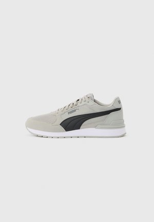 ST RUNNER V4 UNISEX - Zapatillas - gray echo/black/cool dark gray/white