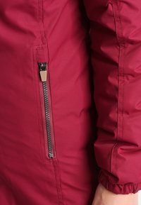 Icepeak Vinterfrakke - dark red