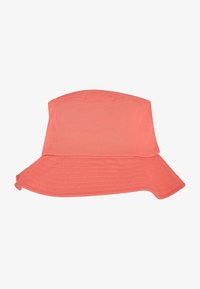 Unselected, spicedcoral
