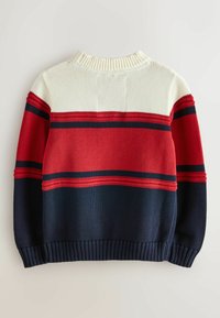 Sweter dzianinowy z kremowym, czerwonym i granatowym paskowym wzorem. Teksturowany materiał z prążkowanymi mankietami i kołnierzem. Klasyczny okrągły dekolt.